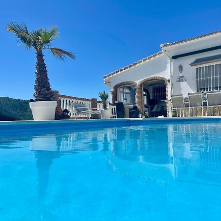Casira, studios en kamers,Viñuela, Costa Del Sol Exterior foto